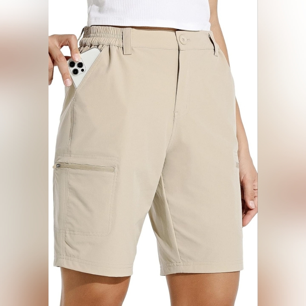 Wilit‎ Women's Tan Cargo Golf Shorts Size Large
